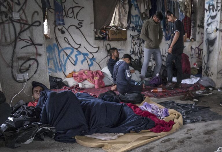 Bosnians Demand EU Help After Migrants Stab Local Man Near Border